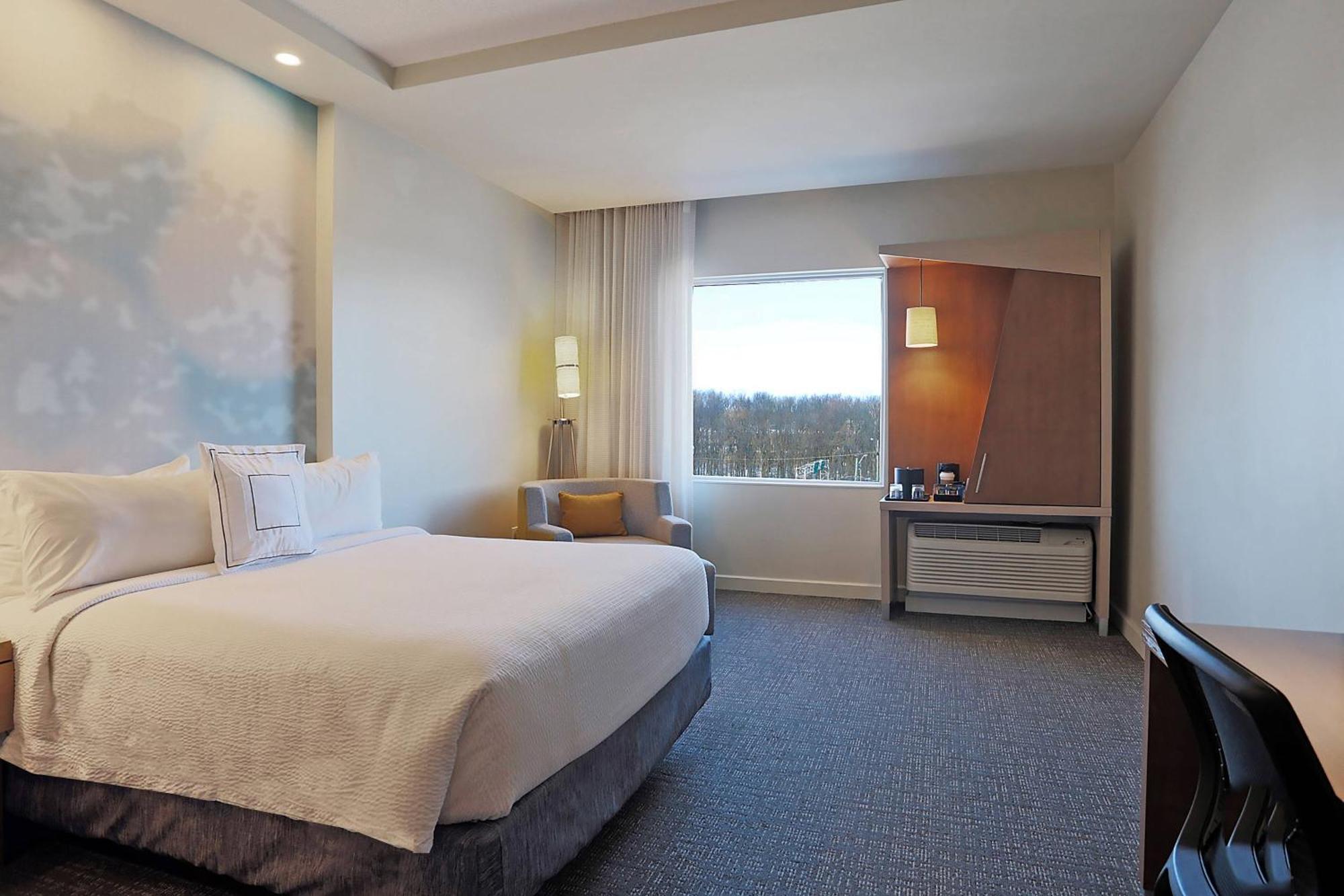 Courtyard By Marriott Montreal West Island/Baie D'Urfe Hotel Buitenkant foto