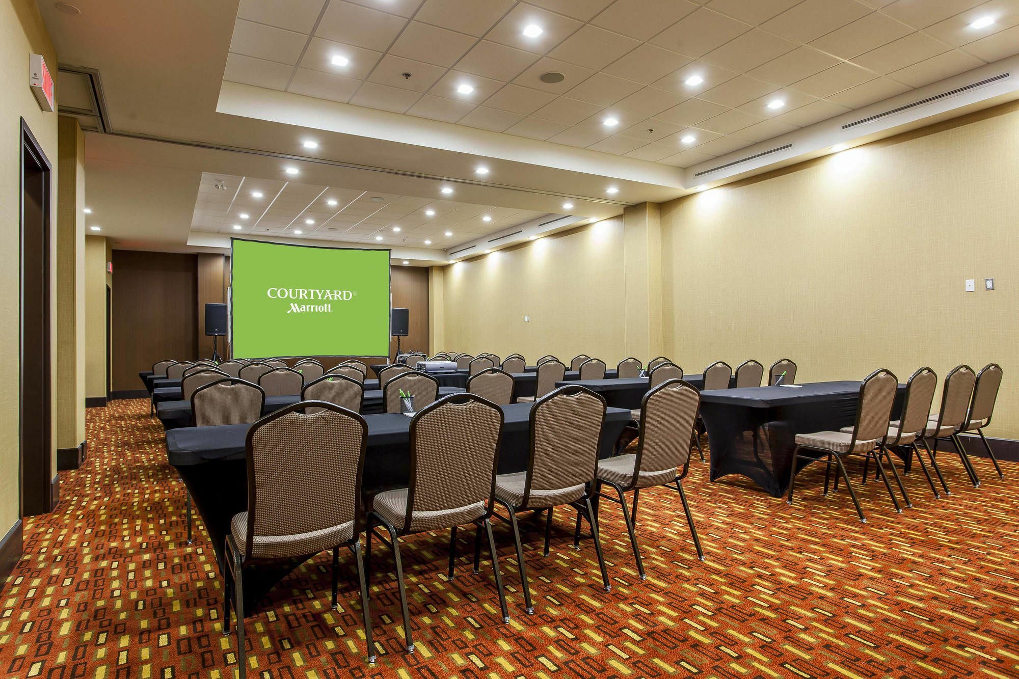Courtyard By Marriott Montreal West Island/Baie D'Urfe Hotel Buitenkant foto